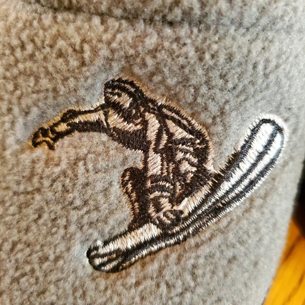 Vintage Boys' Old Navy grey fleece snowboarding slippers Size S (7/8)